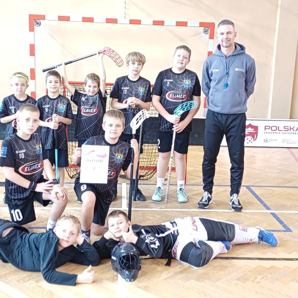 SP 3 Trzebinia – I miejsce w unihokeju chłopców.